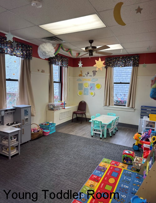 04b_YoungToddlerRoom.jpg